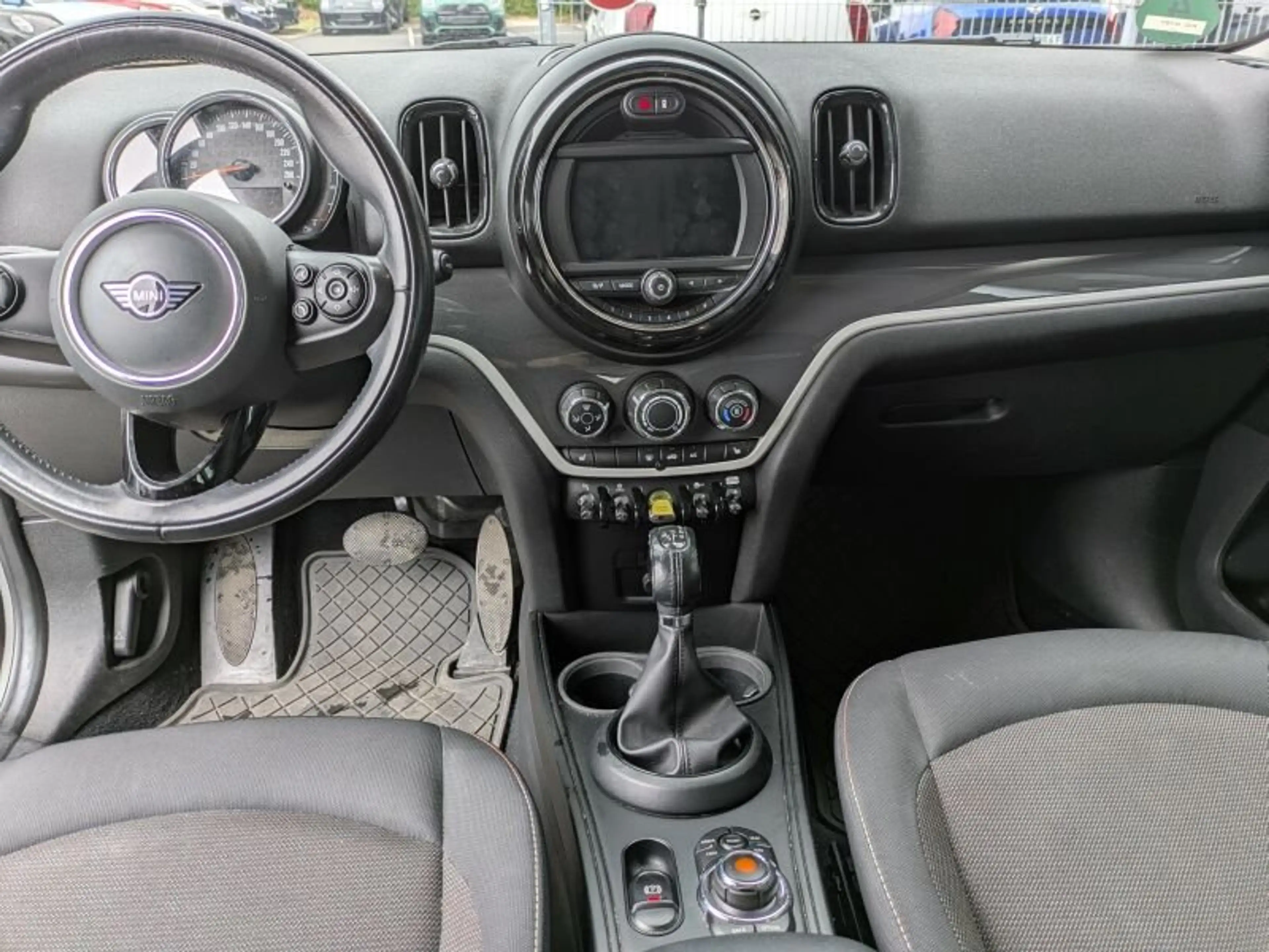MINI Cooper SE Countryman Cooper SE PHEV Countryman — photo 10