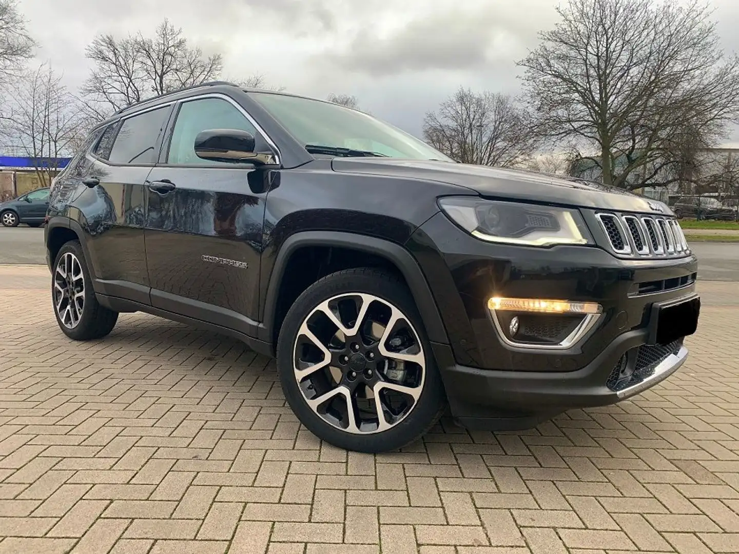 Jeep Compass Compass 1.3 turbo t4 Limited 2wd 150cv ddct my20 Negru - 1