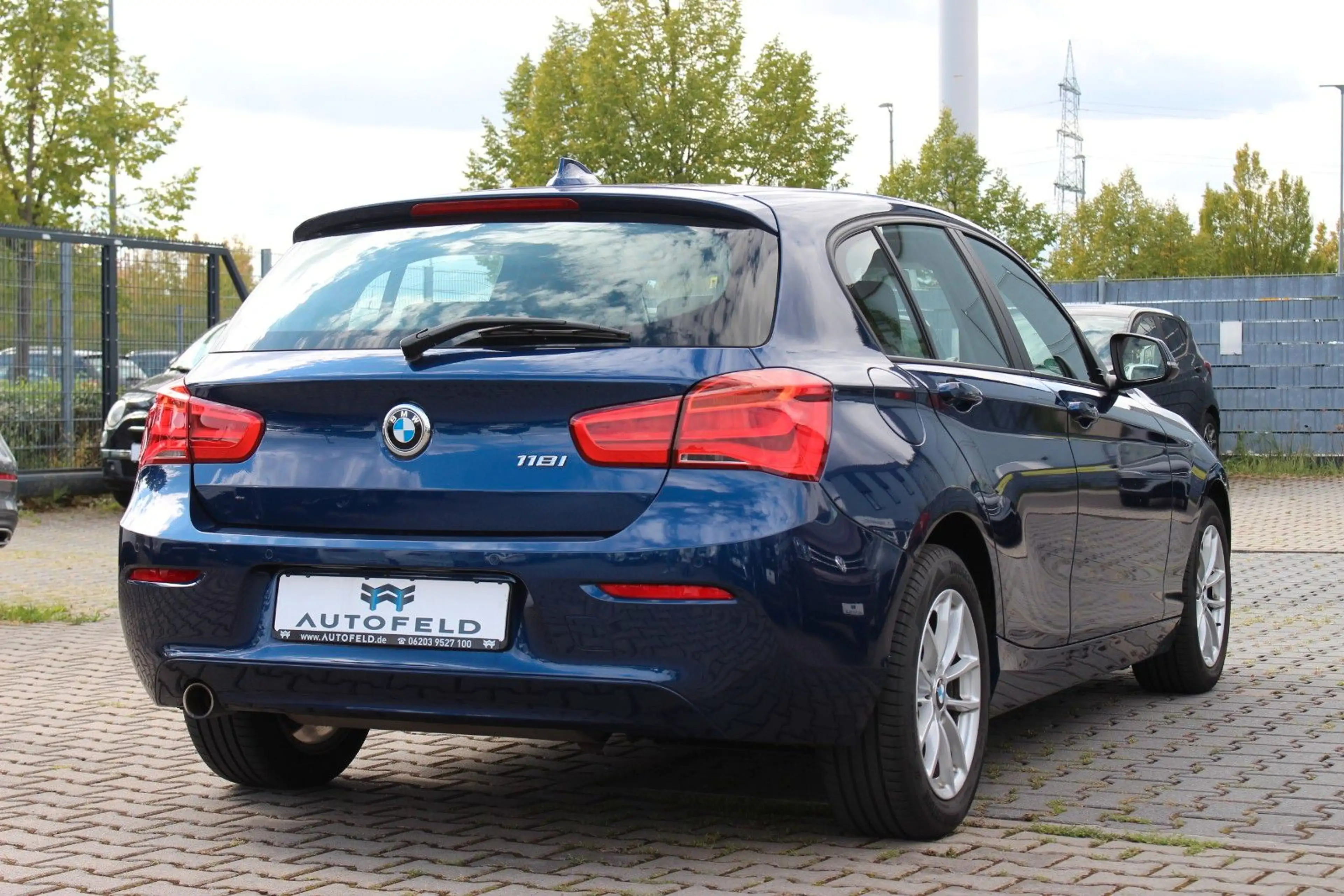 BMW 118 i/SHEFT/TEMP/LED/BT/LICHTAUTO/SHZ/KLIMA/ — photo 4