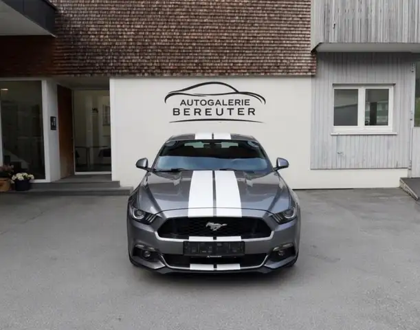 Ford Mustang 2.2 EcoBoost