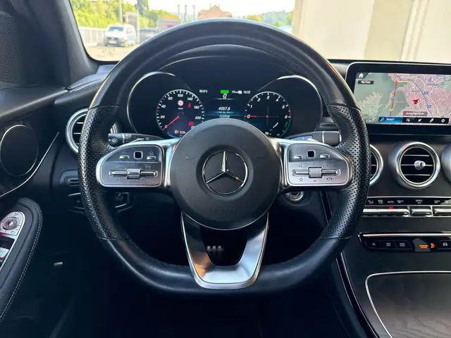 Mercedes-Benz 300 view 9