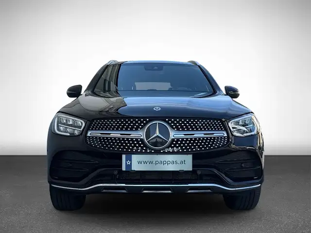 Mercedes-Benz 300 view 4
