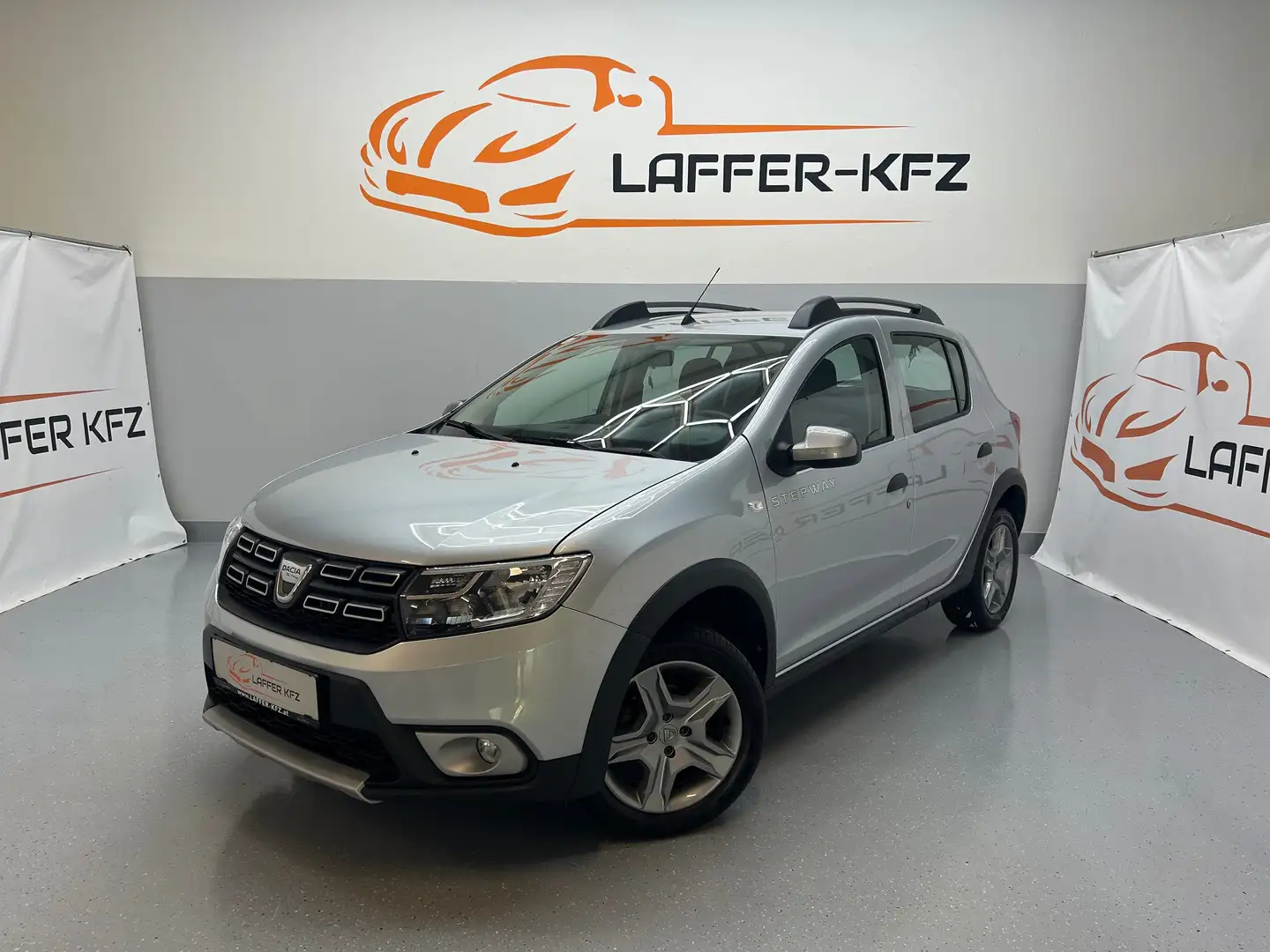 Dacia Sandero Stepway TCe 90 S KLIMA NAVI PDC Argent - 1