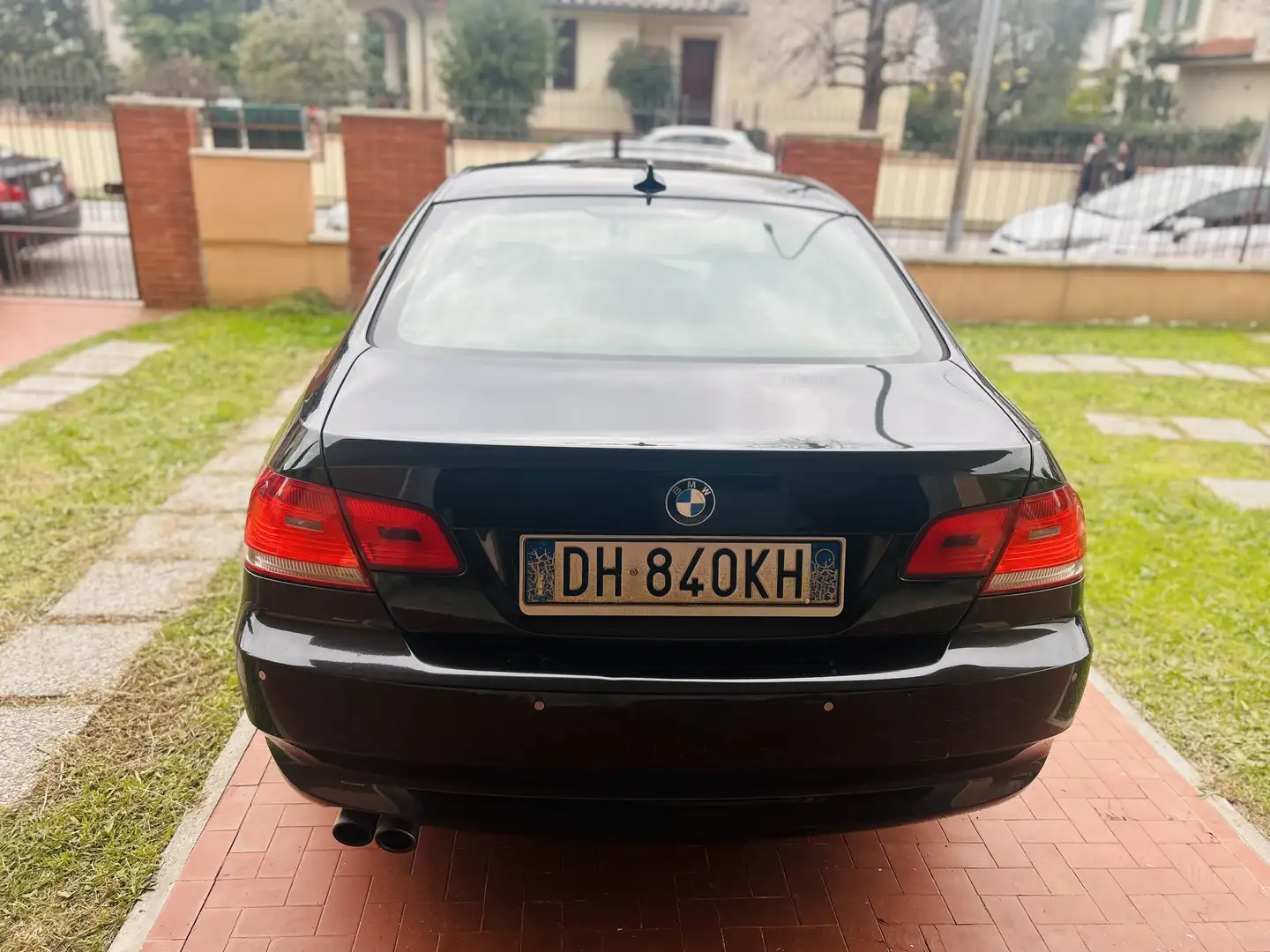 BMW 330 330d Coupe Futura - 2