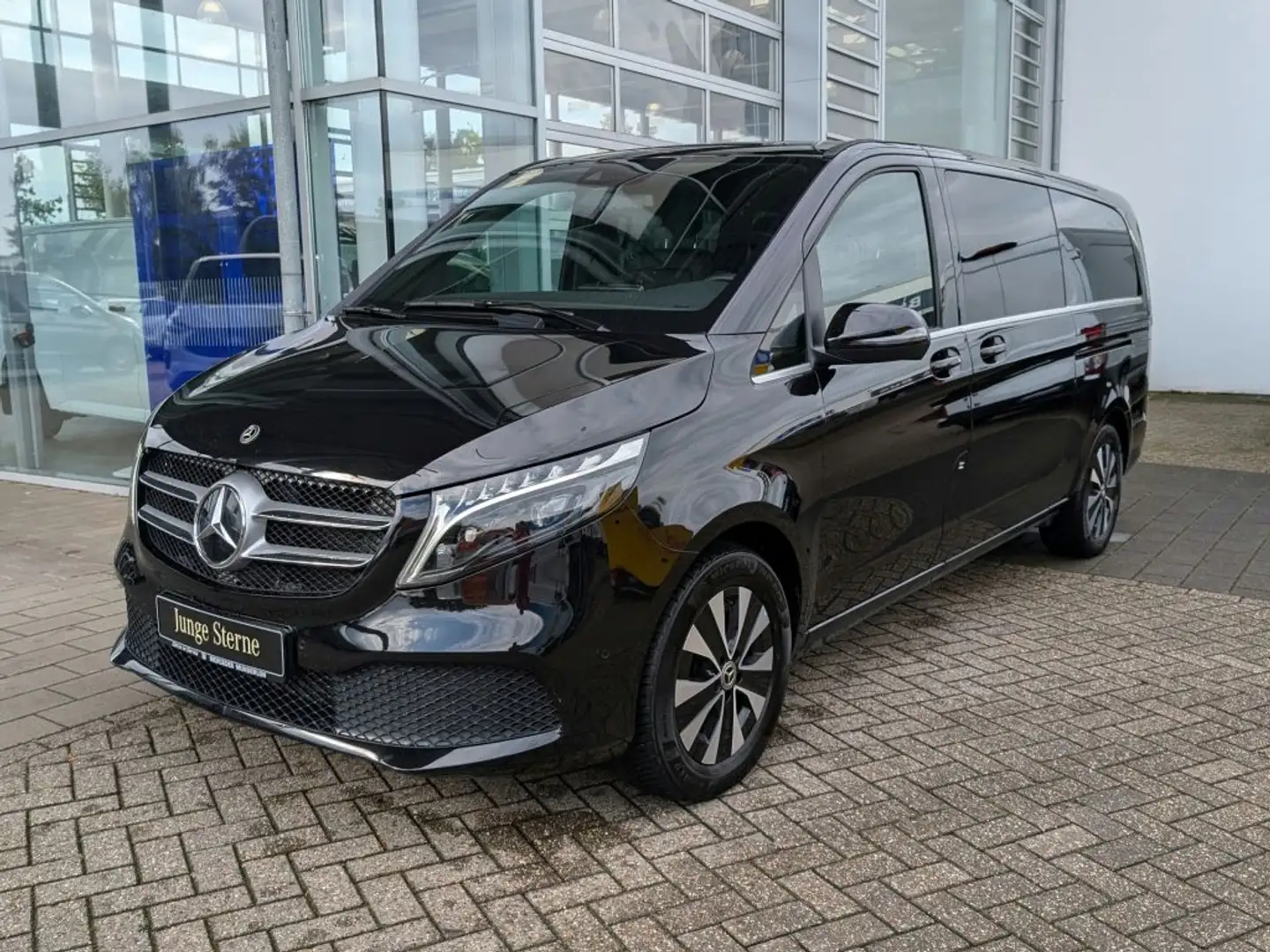 Mercedes-Benz V 300 d AVANTGARDE Extralang 8-SITZER+STANDHEIZ. Zwart - 2
