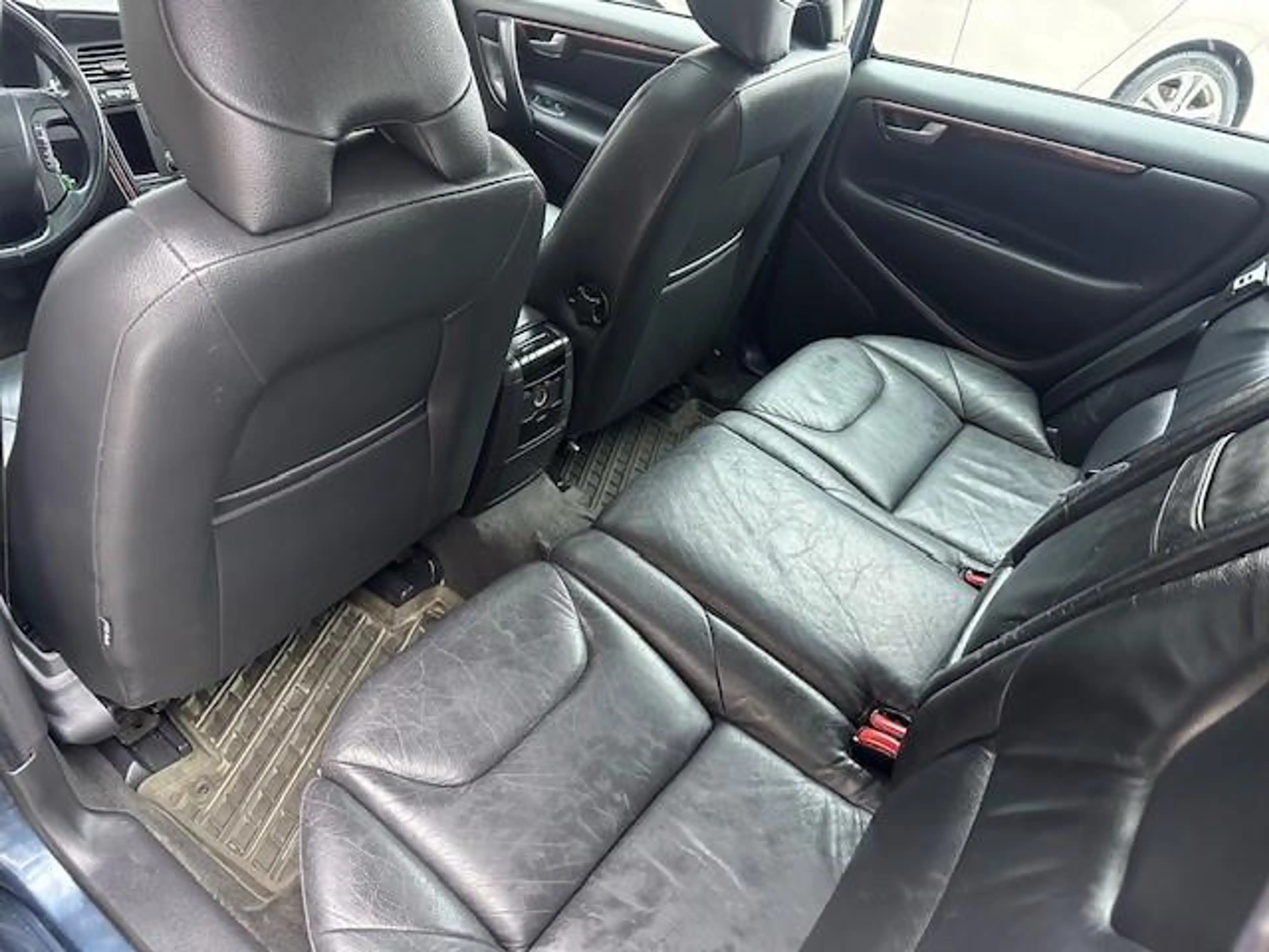 Volvo V70 2.5T Edition Sport Automaat / bj.2007 / leder/ ope — photo 8
