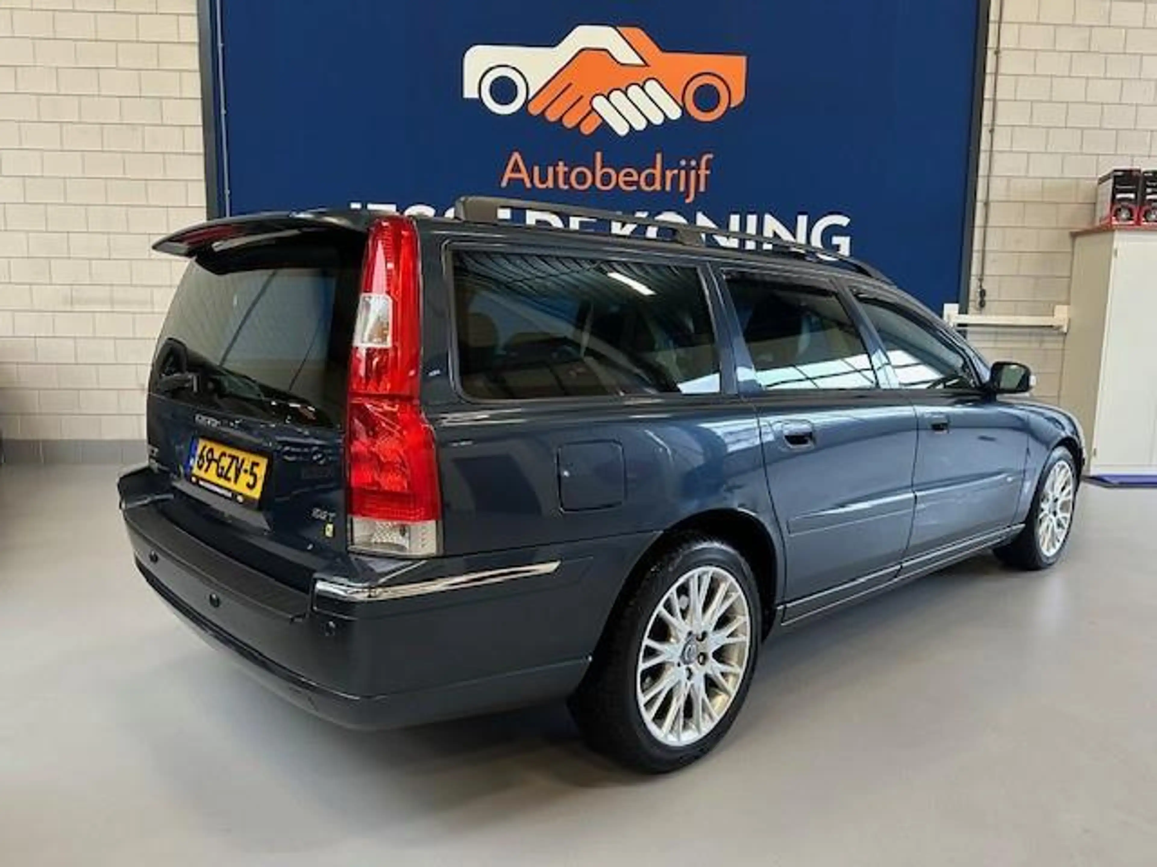 Volvo V70 2.5T Edition Sport Automaat / bj.2007 / leder/ ope — photo 4