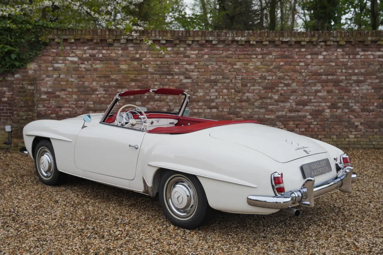 Mercedes-Benz 190 SL "Matching Numbers" Restored to original factory, foto 2