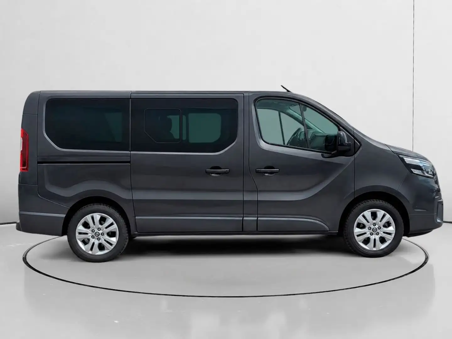 Nissan Primastar Combi 8 2.0dCi S&S L1H1 1T Acenta 110kW Gris - 2