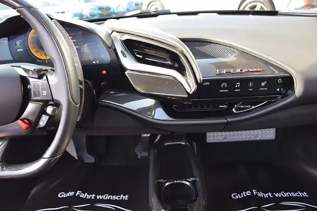 Ferrari SF90 Spider *Assetto Fiorano*Full Carbon*Racingstripe*TwoTo... Ansicht 9