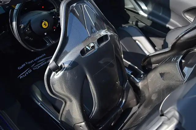 Ferrari SF90 Spider *Assetto Fiorano*Full Carbon*Racingstripe*TwoTo... Ansicht 15