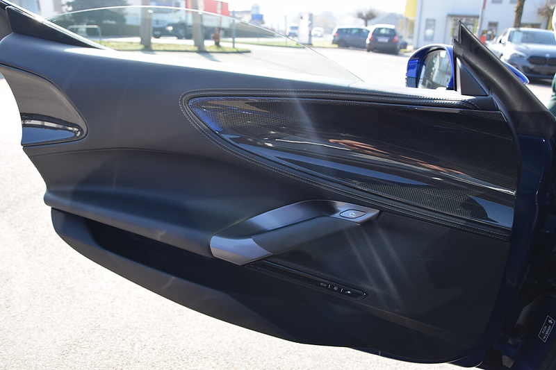 Ferrari SF90 Spider *Assetto Fiorano*Full Carbon*Racingstripe*TwoTo... — photo 12