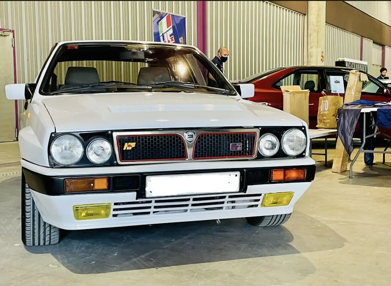 Lancia Delta 2000 16v Integrale, foto 2