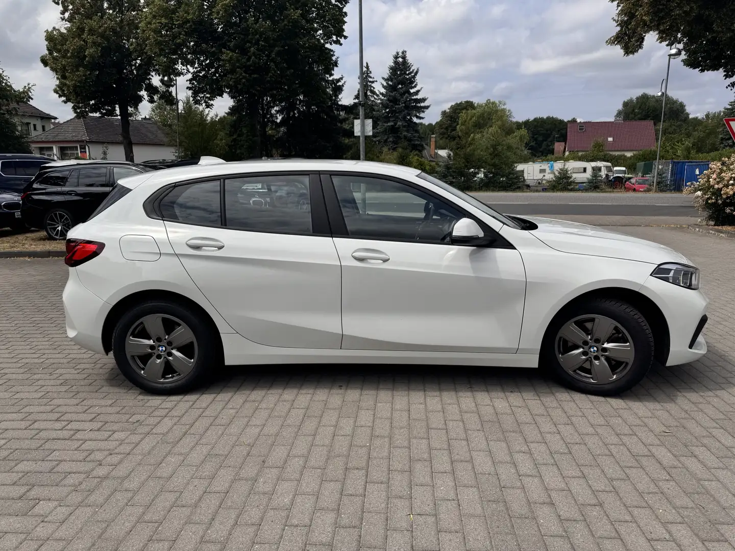BMW 116 d Aut. Advantage LED Wit - 2
