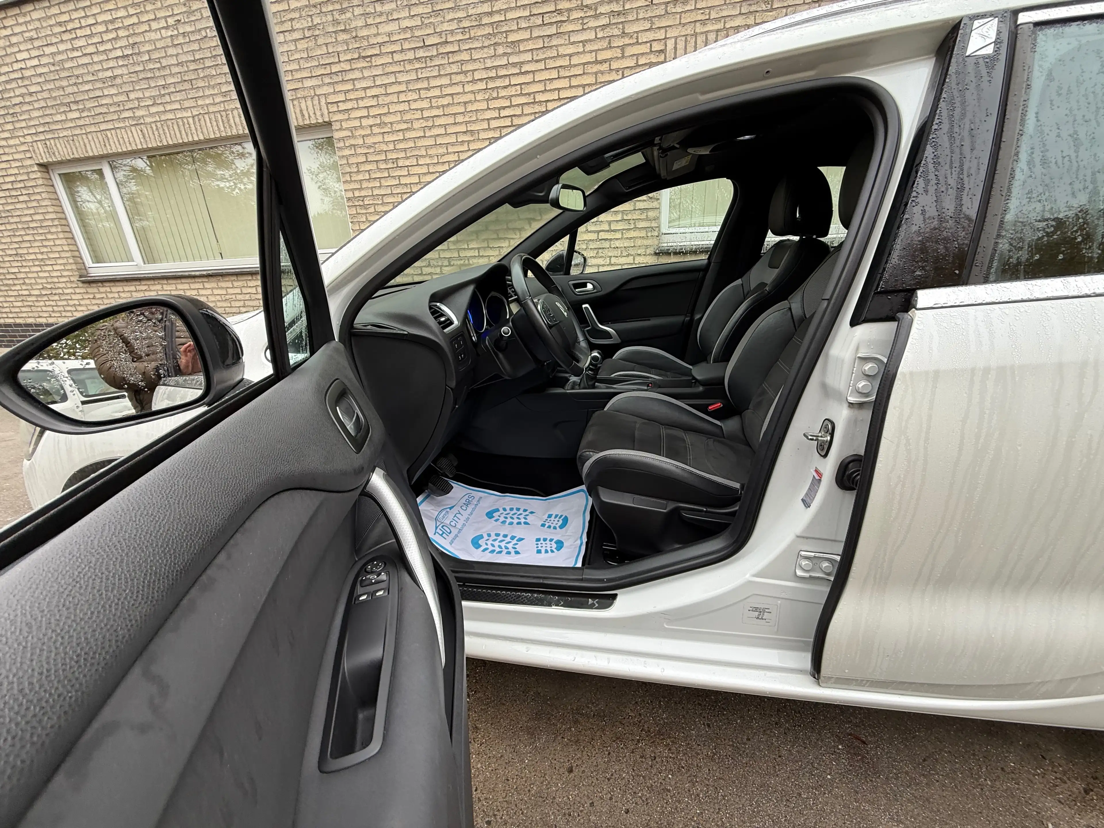 DS Automobiles DS 4 Crossback DS 4 Crossback 1.2 — photo 11