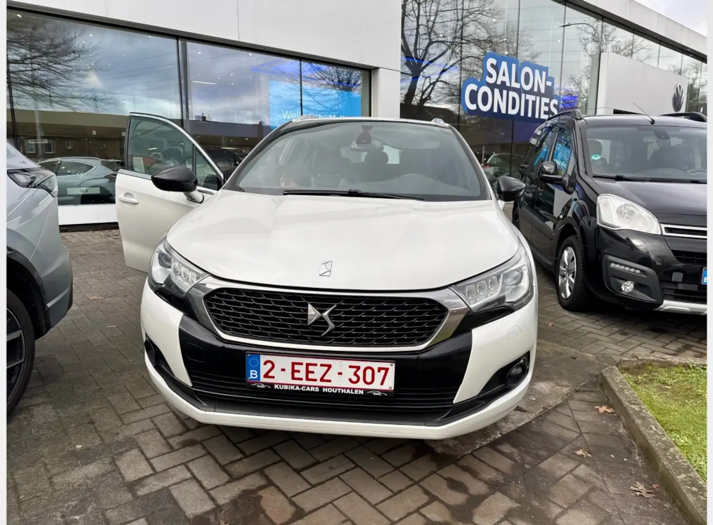 DS Automobiles DS 4 Crossback DS 4 Crossback 1.2 Weiß - 2
