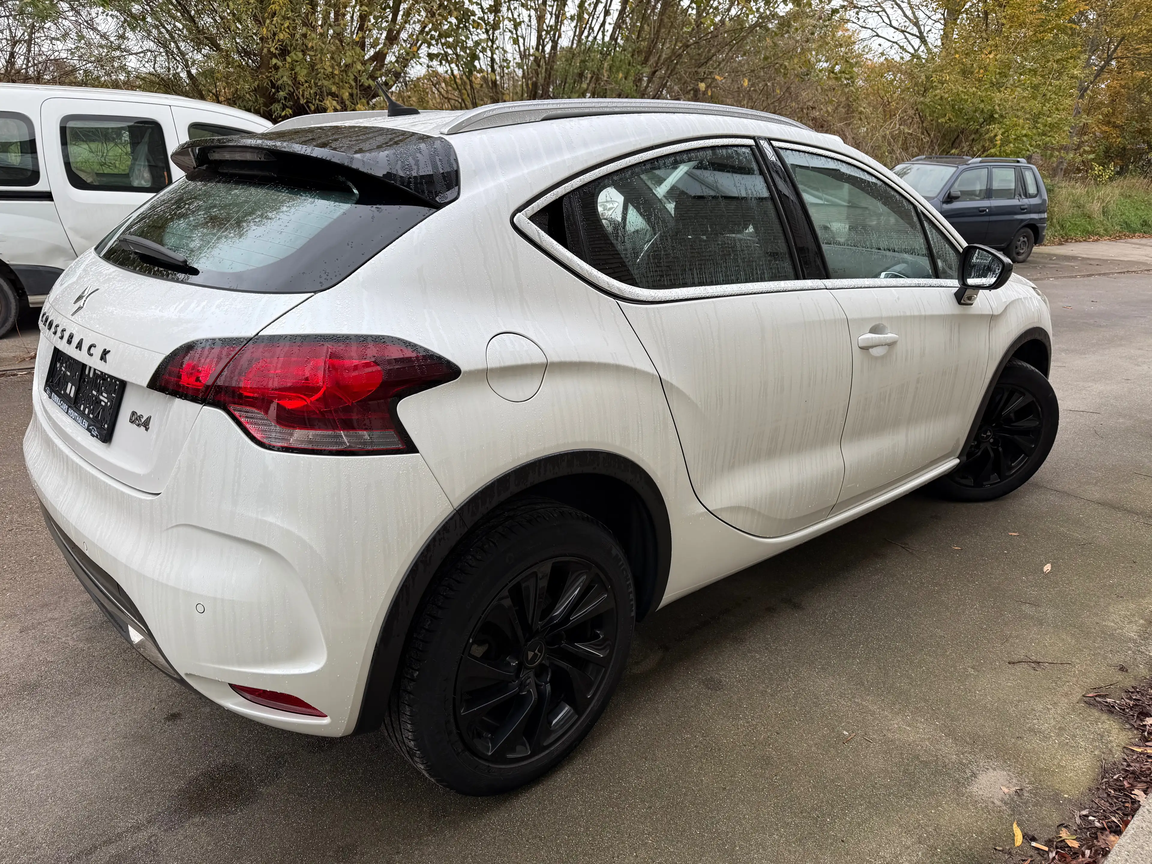 DS Automobiles DS 4 Crossback DS 4 Crossback 1.2 — photo 4