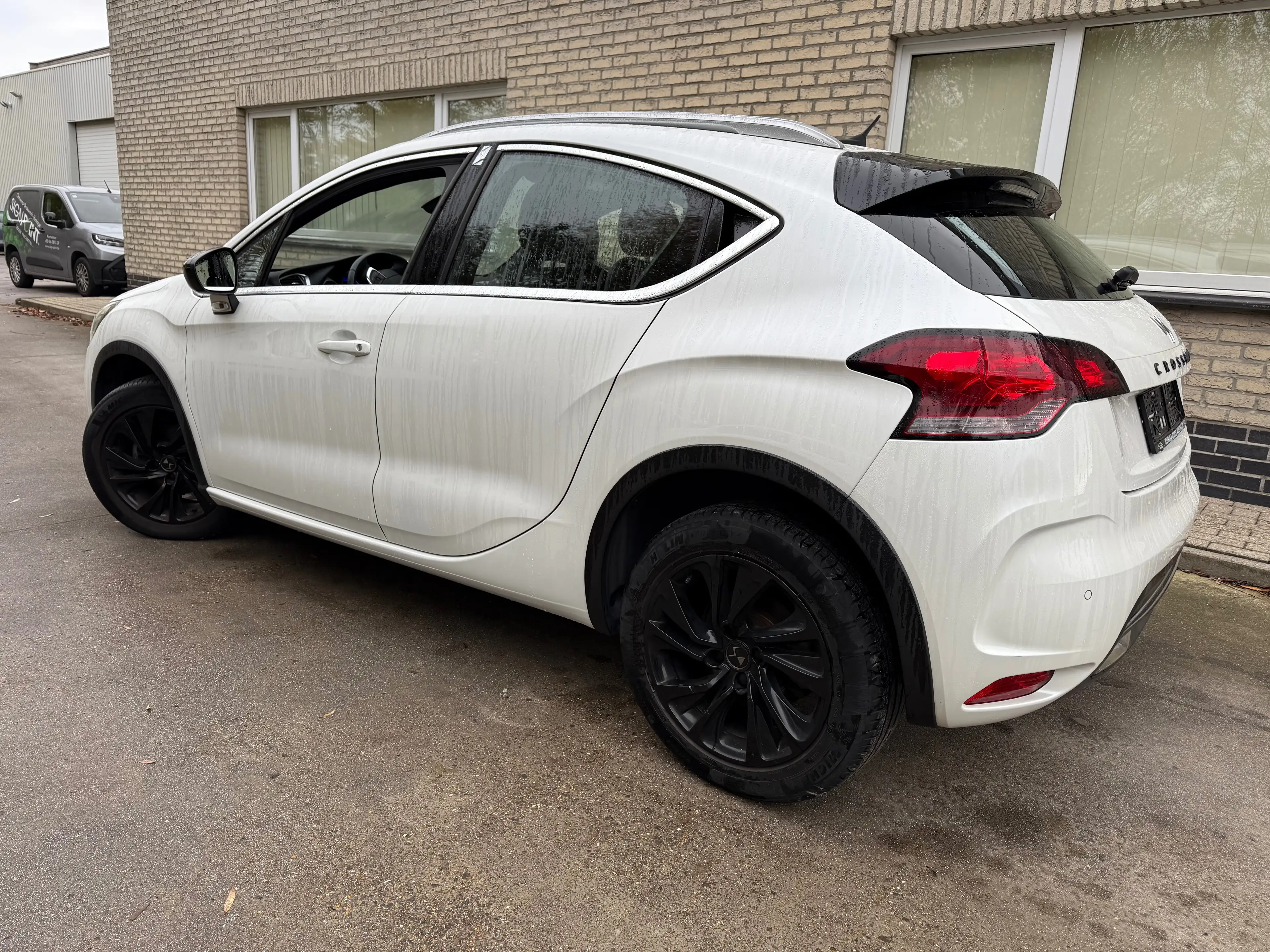 DS Automobiles DS 4 Crossback DS 4 Crossback 1.2 — photo 9