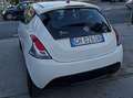 Lancia Ypsilon 1.0 firefly hybrid Gold Plus s Noir - thumbnail 4