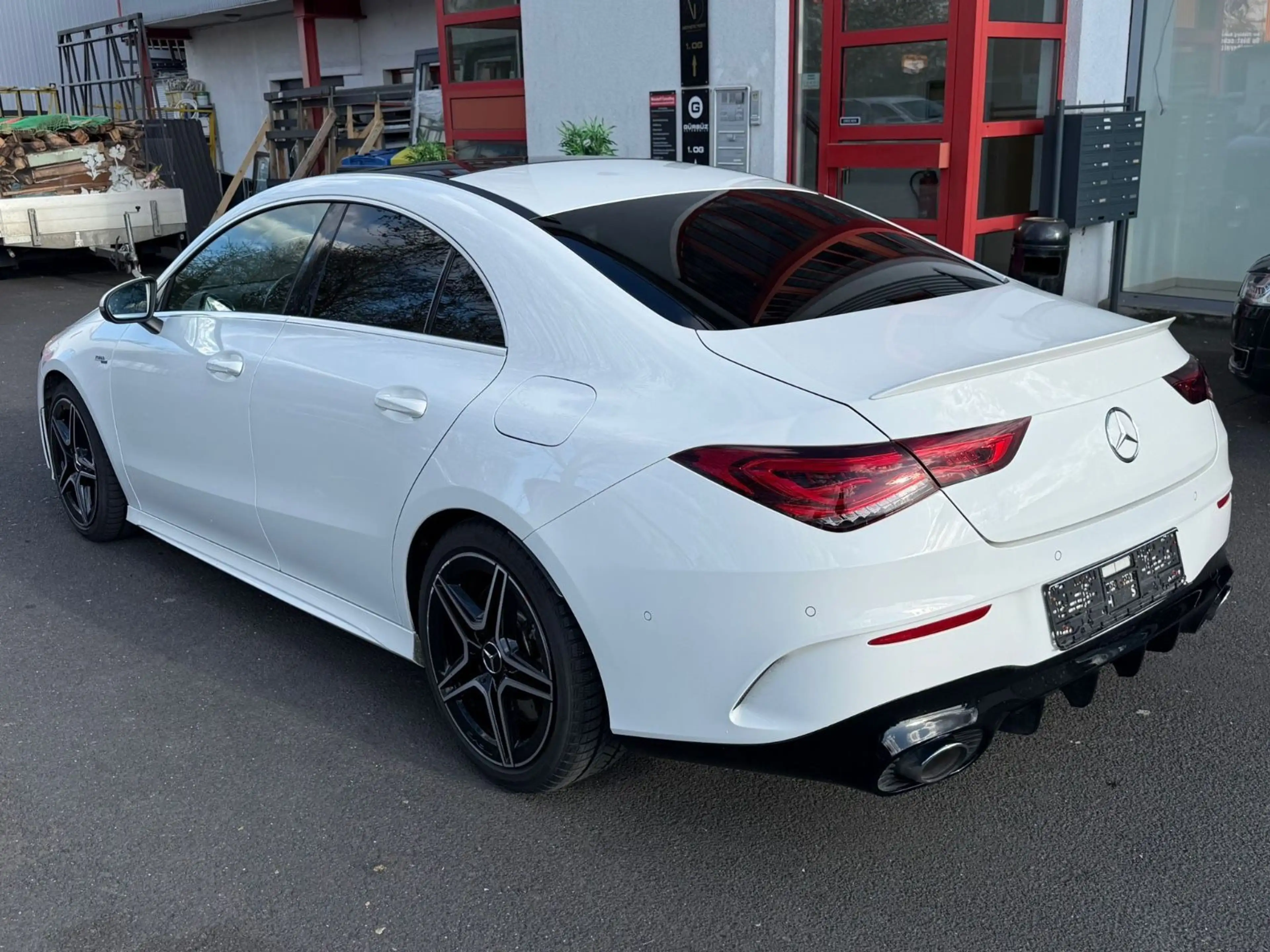 Mercedes-Benz CLA 35 AMG 4Matic~PANO~MBUX~LEDER — photo 9