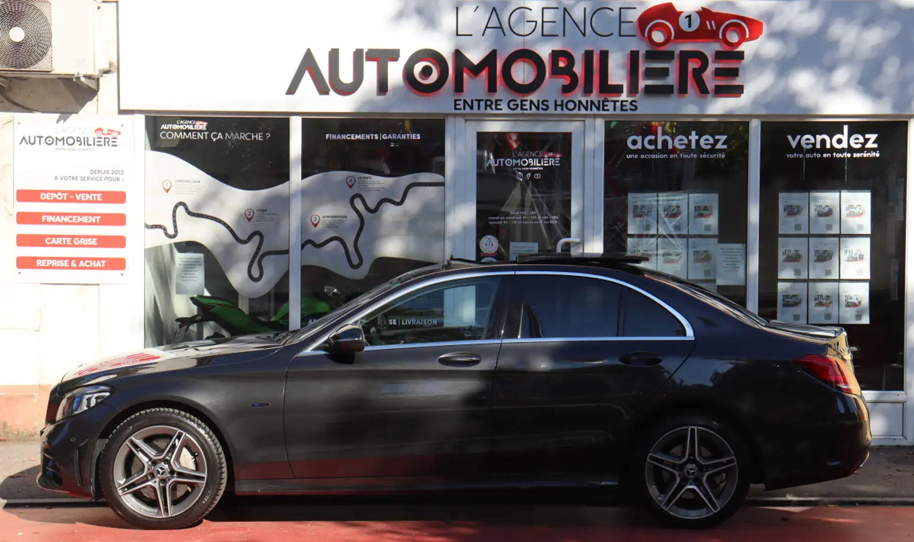 Mercedes-Benz C 160 300e Berline 2.0i 320 EQ Power 4MATIC 9G-TRONIC (T Gris - 2