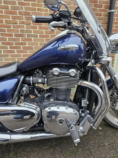 Triumph Thunderbird LT - foto 5