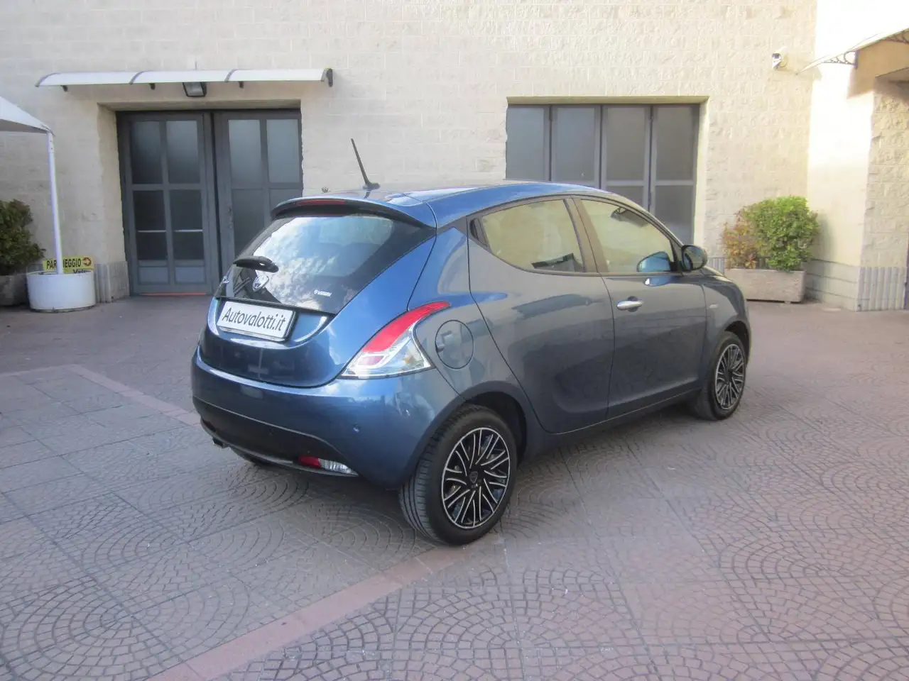 Lancia Ypsilon 2022 — фото 6