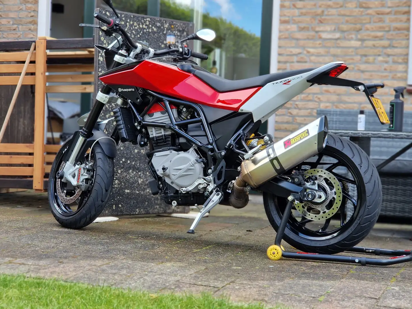 Husqvarna Nuda 900 Rapid bike evo, cnc rem en schakelset Piros - 1