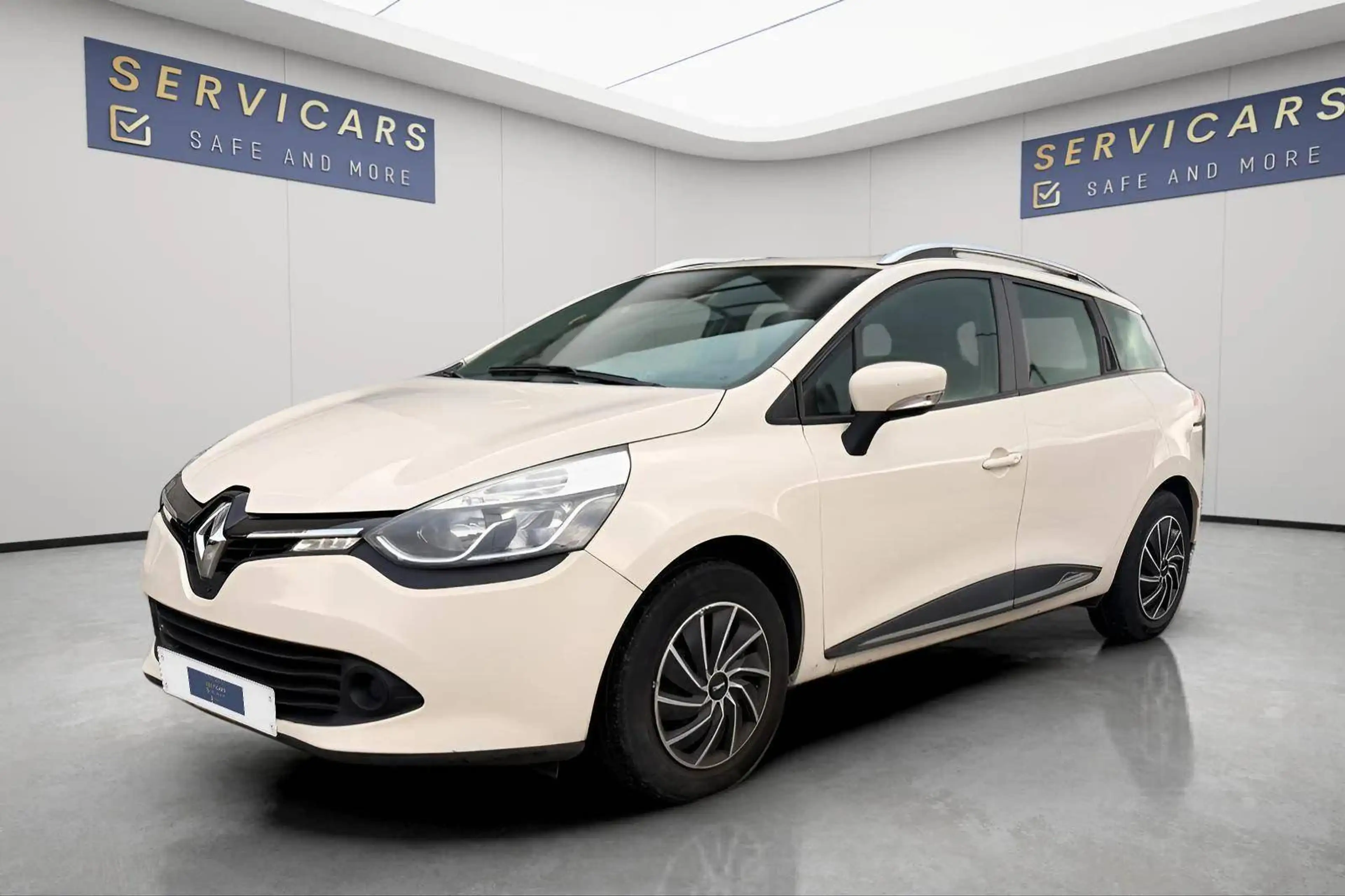 Renault Clio @ Servicars Fleurus - 0451/065.214 Renault Clio Break 1.2i - Garantie 12 mois - Historique avec factures