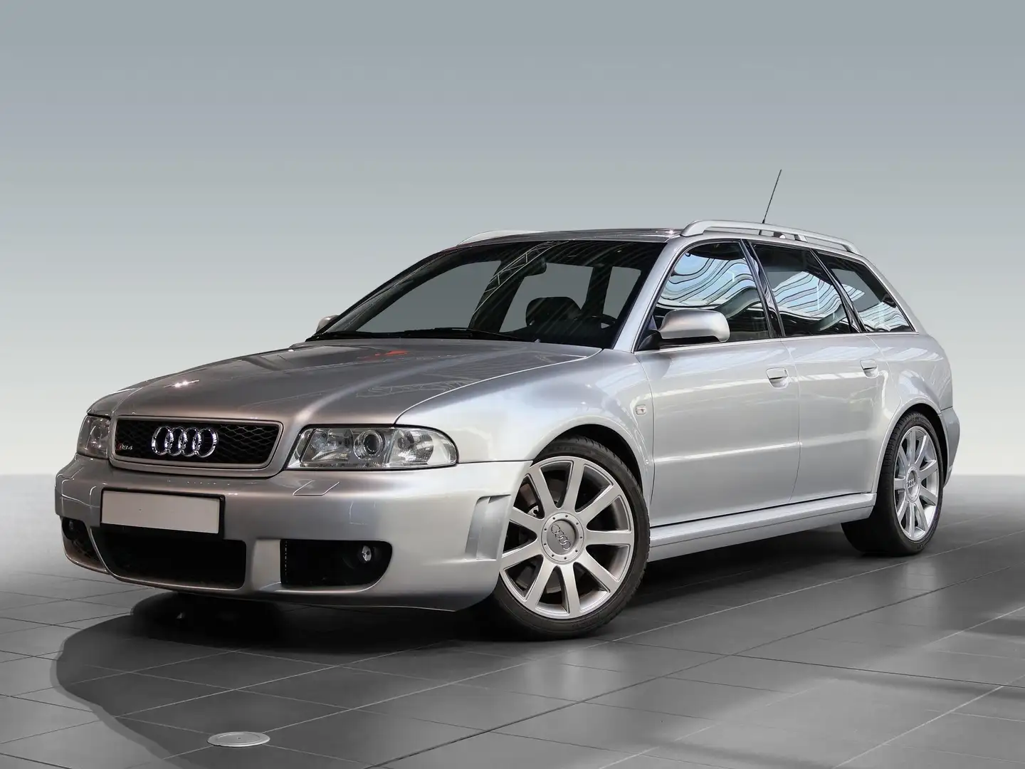 Audi RS4 original Lichtsilber / 1 von 100 - 2