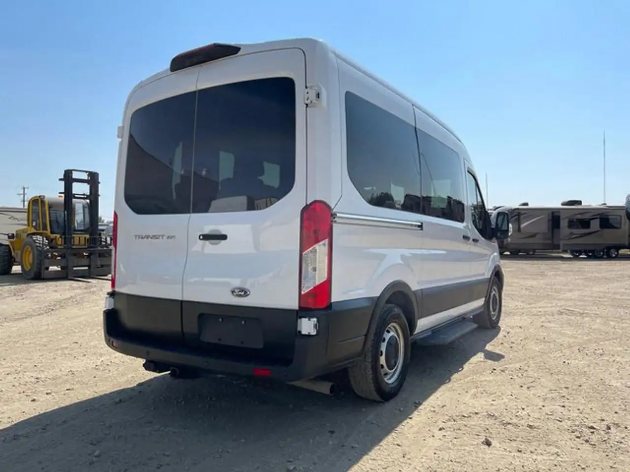 Ford Transit Passenger Wagon снимка Ford Transit Passenger Wagon
