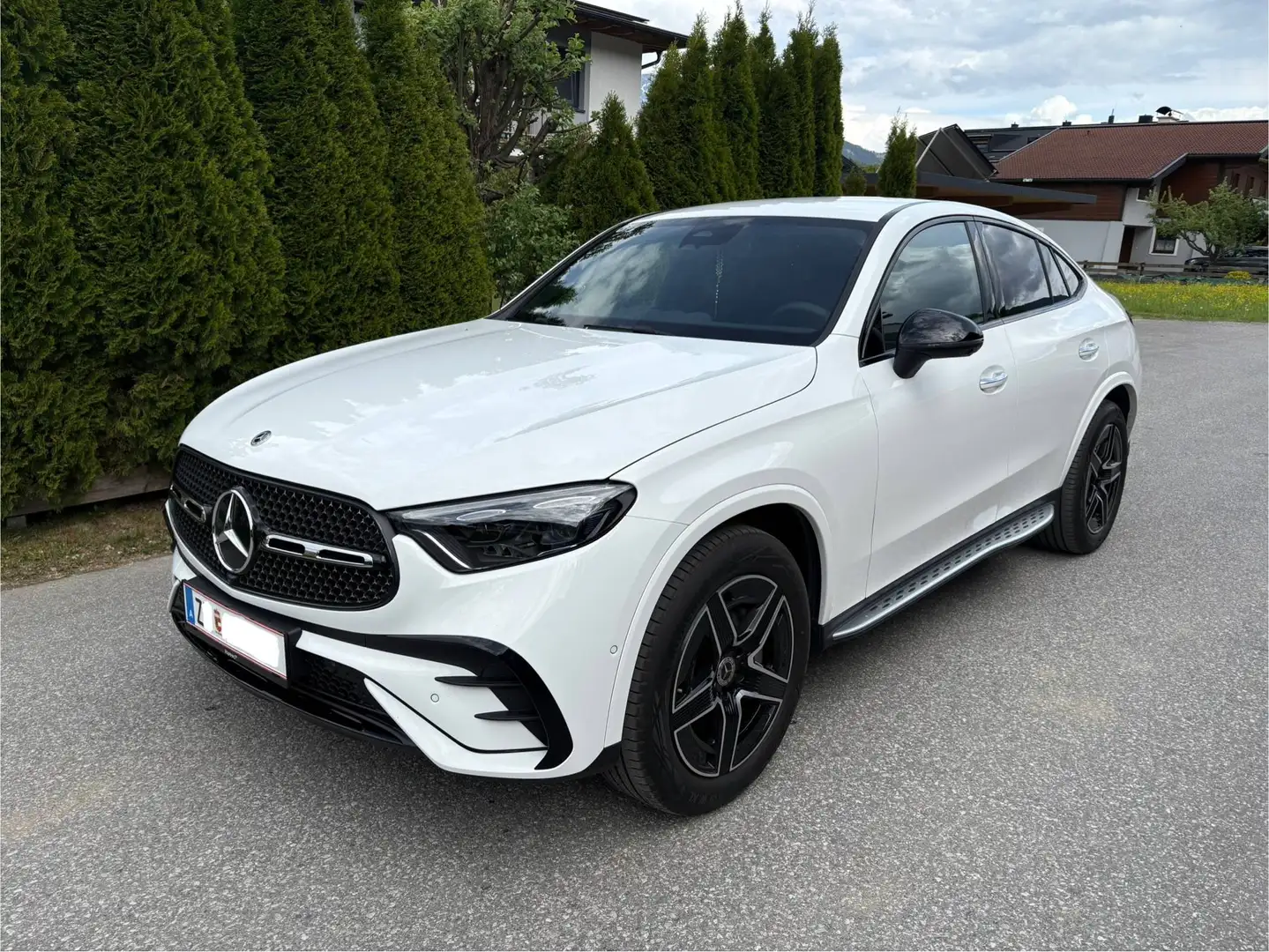 Mercedes-Benz GLC 200 GLC 200d Coupé MHEV 4MATIC Osterreich Edition Aut. Osterreich Edition Weiß - 1