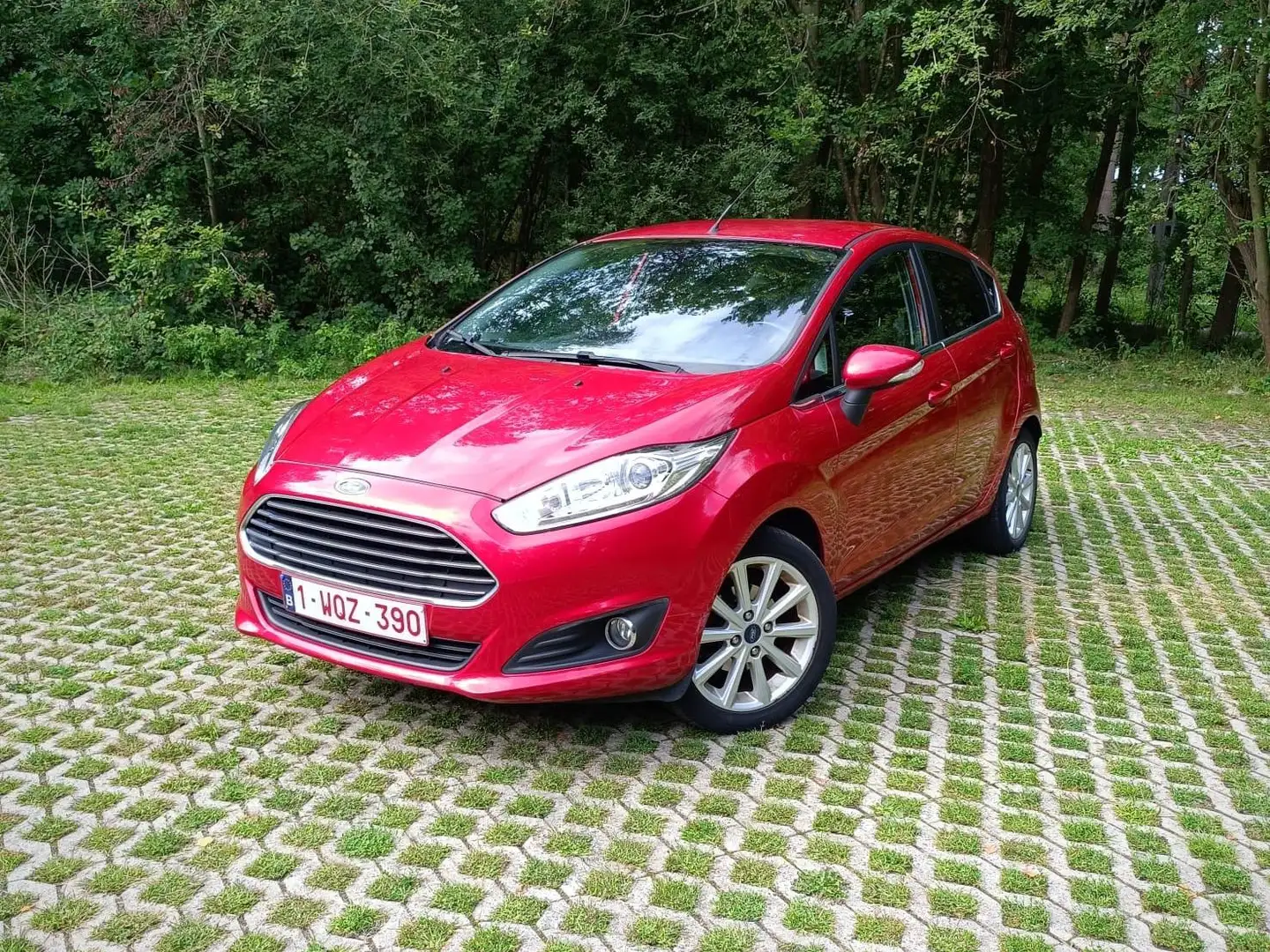Ford Fiesta Fiesta 1.0 EcoBoost Start-Stop ST-LINE Rood - 1