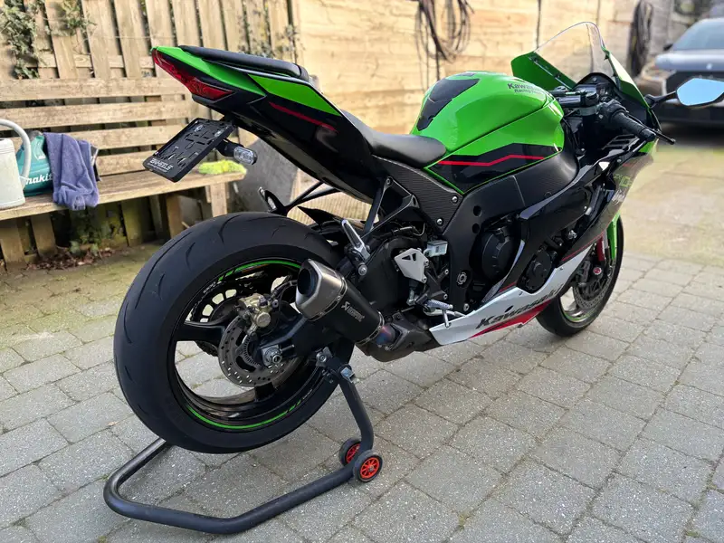 Kawasaki Ninja ZX-10R - foto 4