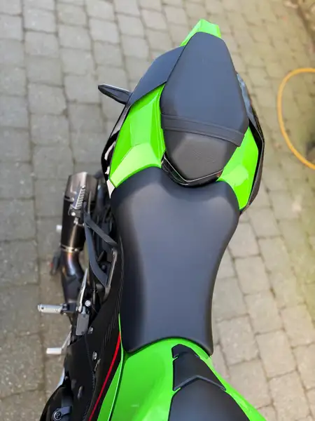 Kawasaki Ninja ZX-10R - foto 6