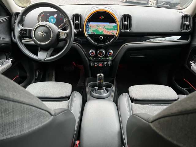MINI Cooper D Countryman Panorama Kamera Navi DAB LED