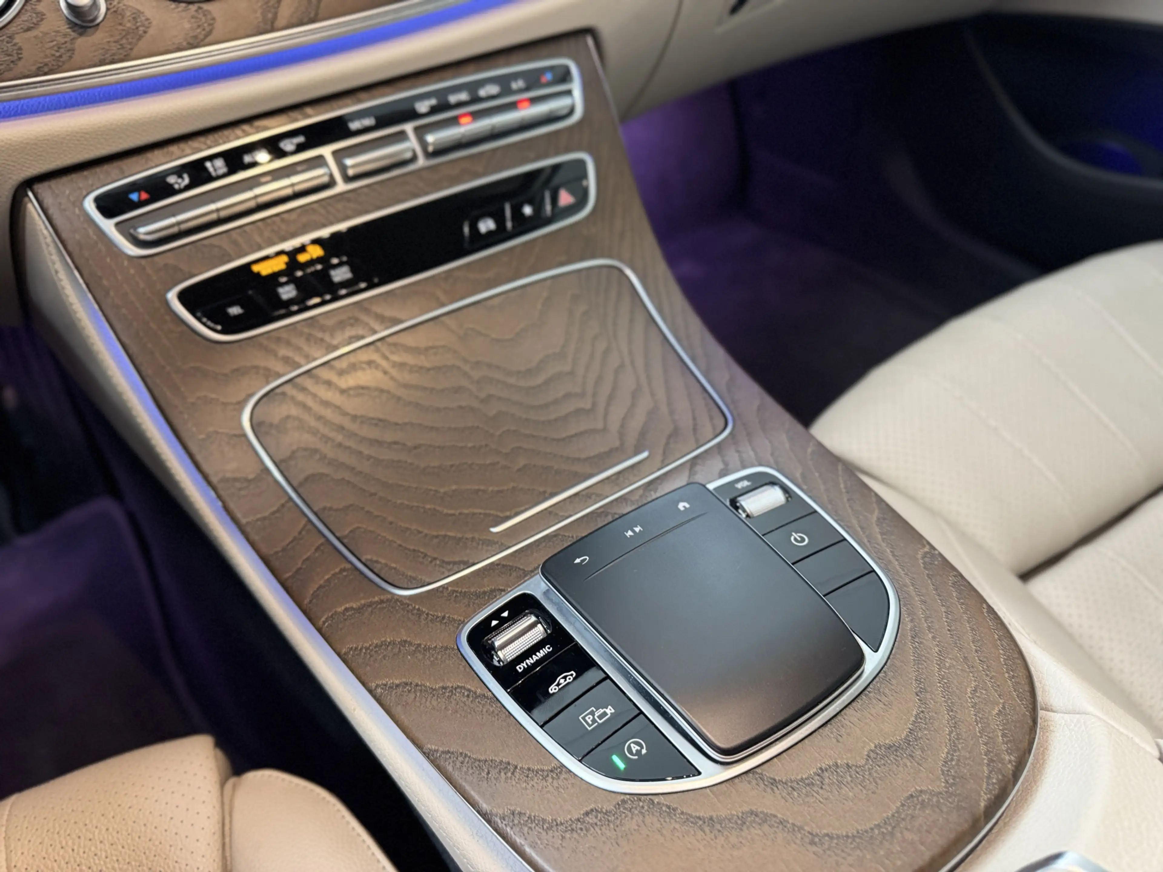 Mercedes-Benz E 220 d 4MATIC | Luchtver. | Widescreen | Camera — photo 7