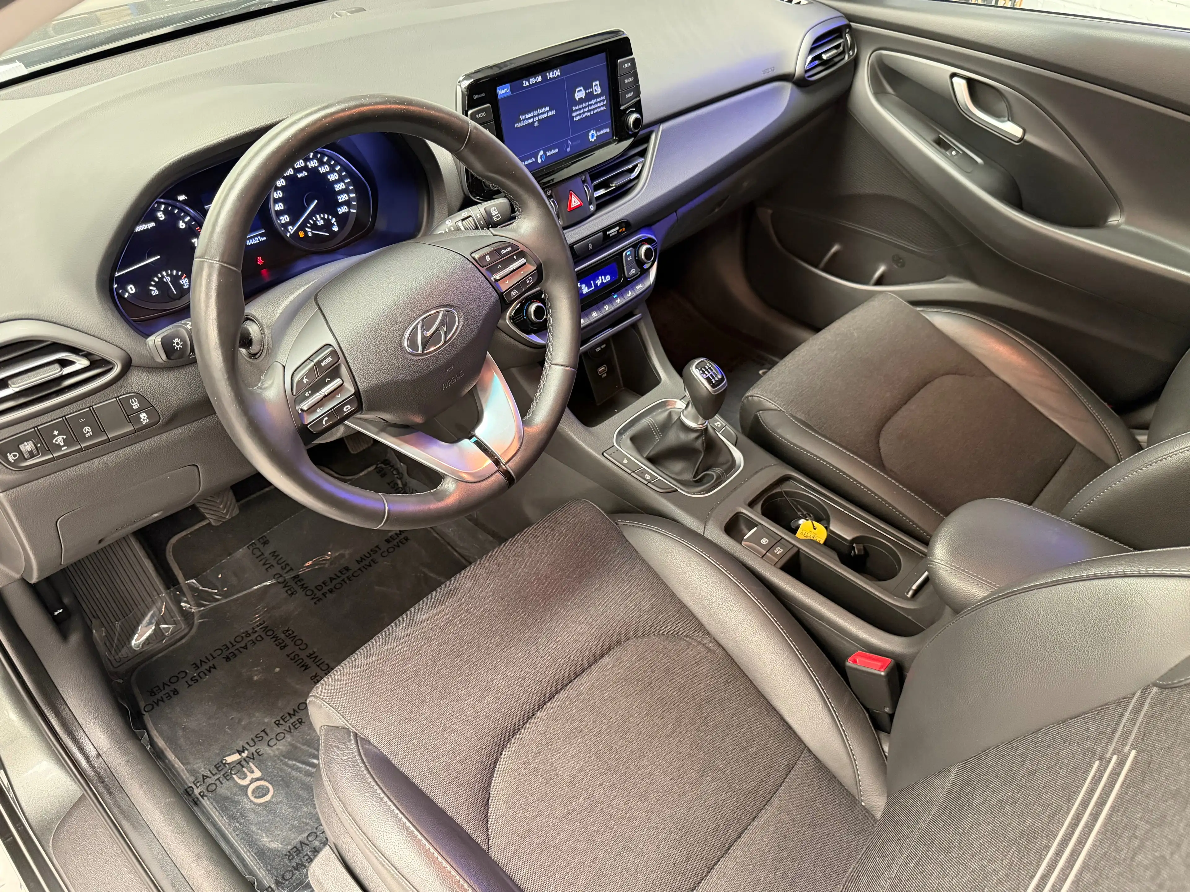 Hyundai i30 — photo 7