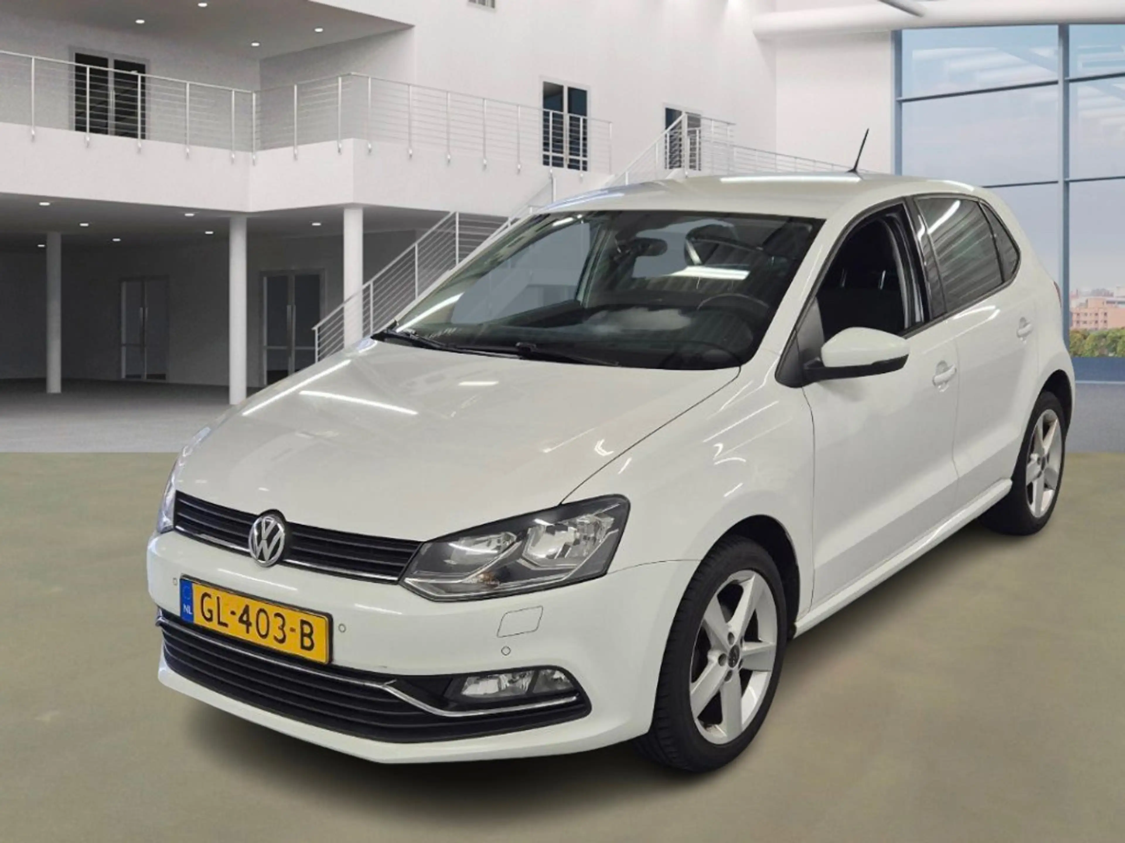 Volkswagen Polo 1.2 TSI Highline/ AUTOMAAT/ CARPLAY — photo 2