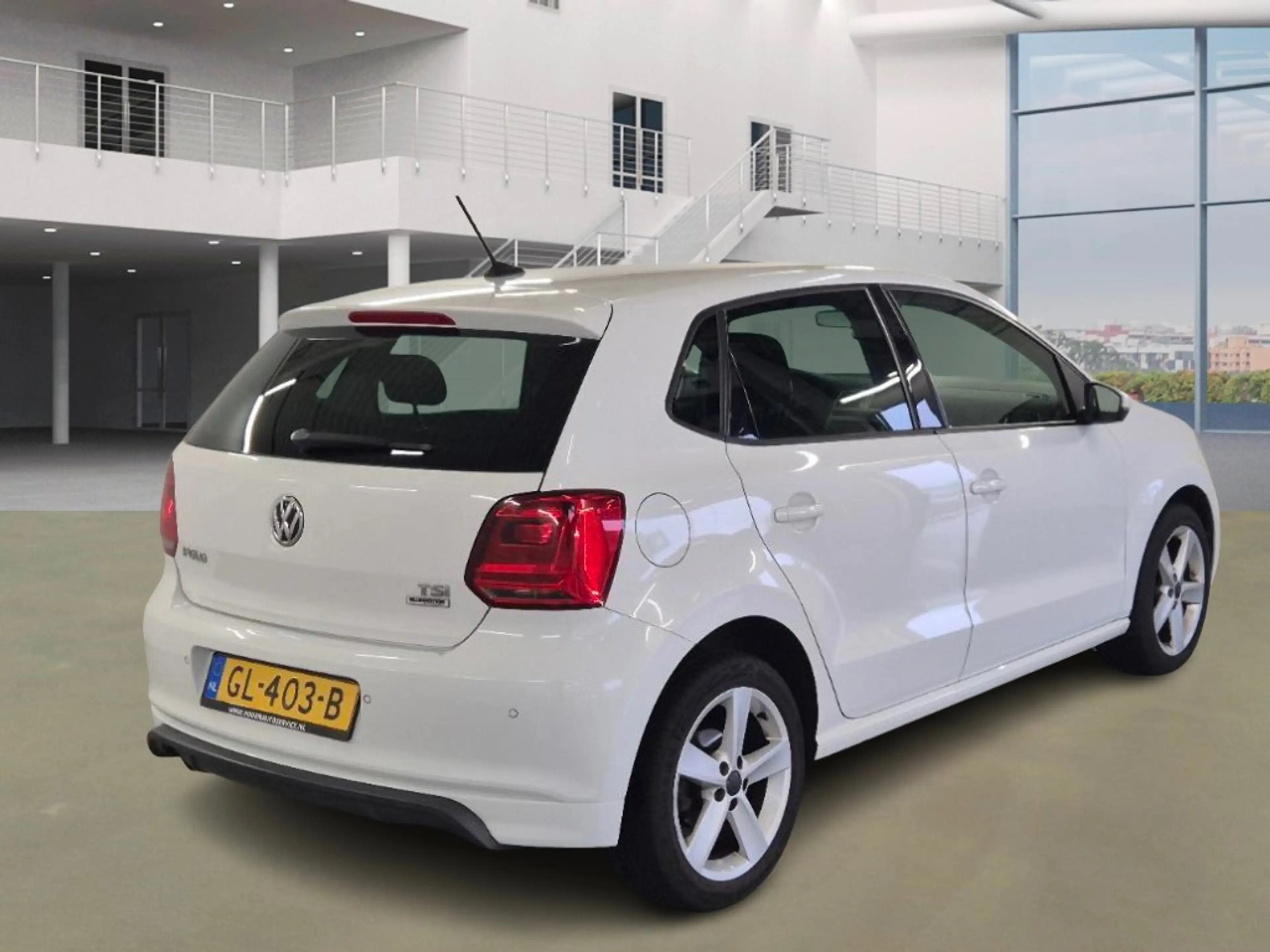Volkswagen Polo 1.2 TSI Highline/ AUTOMAAT/ CARPLAY — photo 4