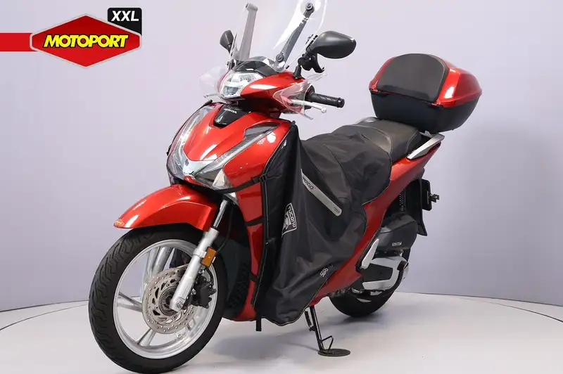 Honda SH 150 - foto 4