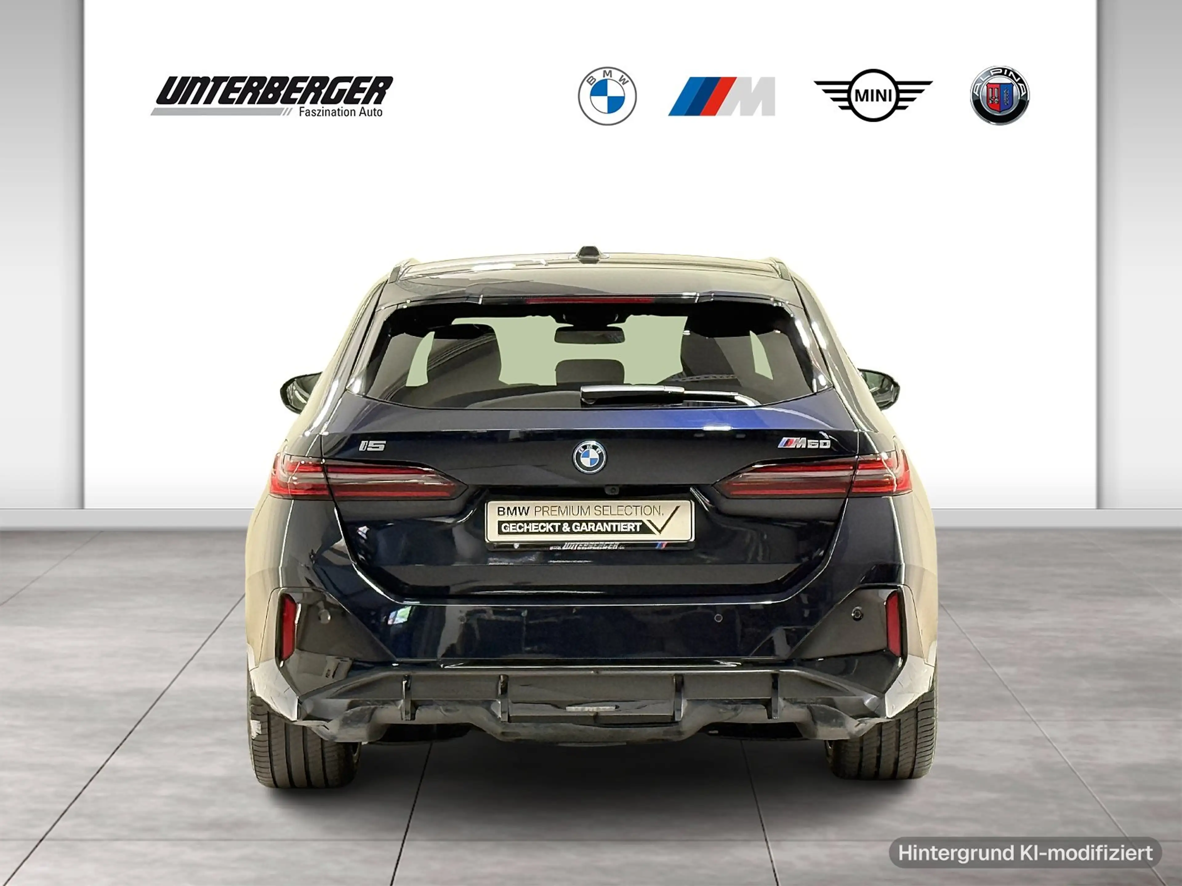 BMW i5 M60 xDrive Touring Pro AHK B&W ACC 360° Pano — photo 5