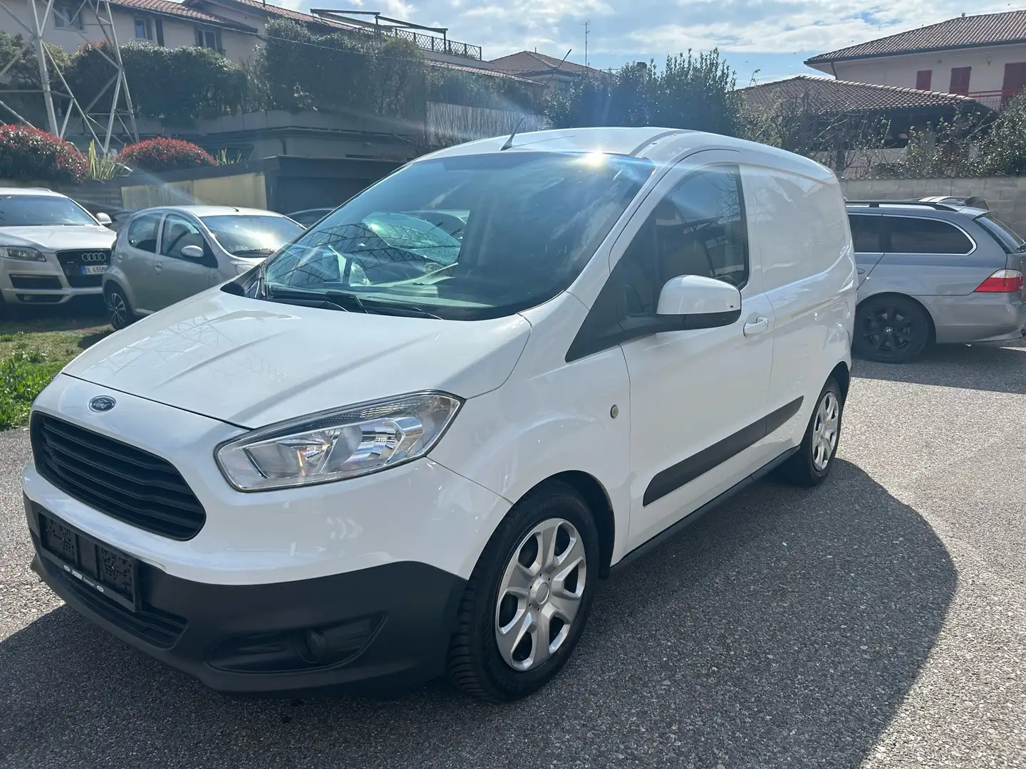 Ford Transit Courier 1.0 Bianco - 2