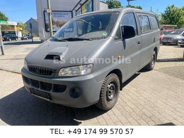 2.5 CRDI  **TÜV / 6 Sitzer**