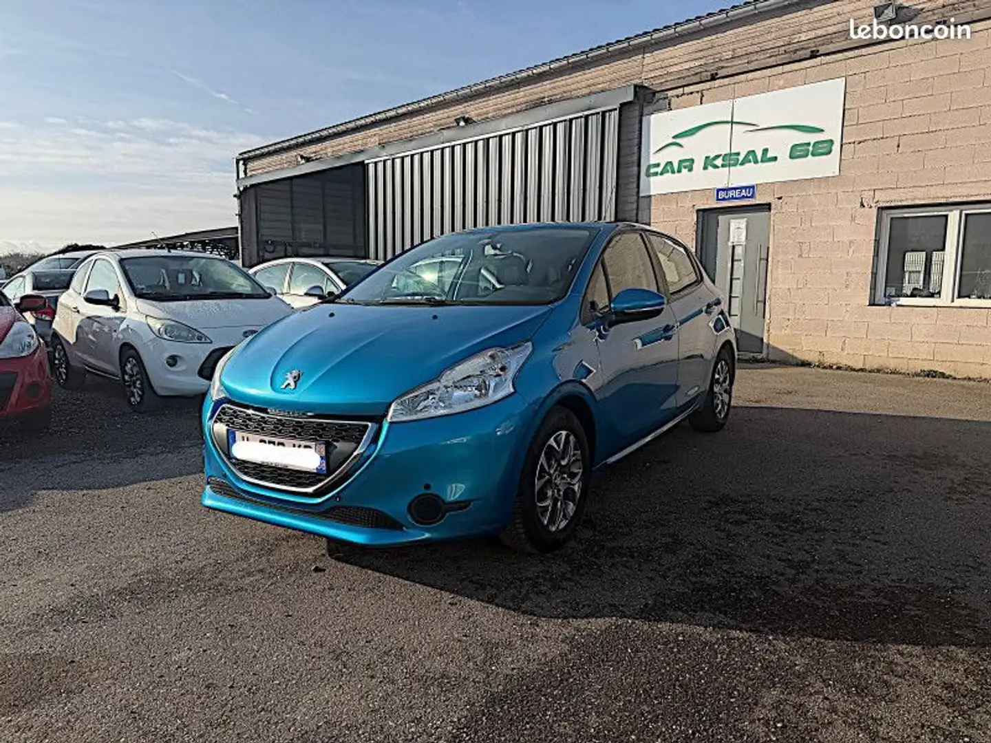 Peugeot 208 1.2 VTI ALLURE 5P Bleu - 1
