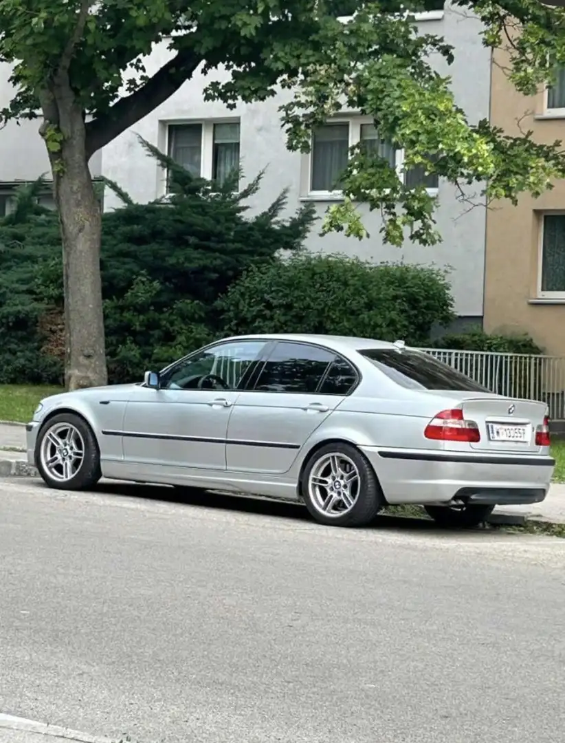 BMW 330 - 2