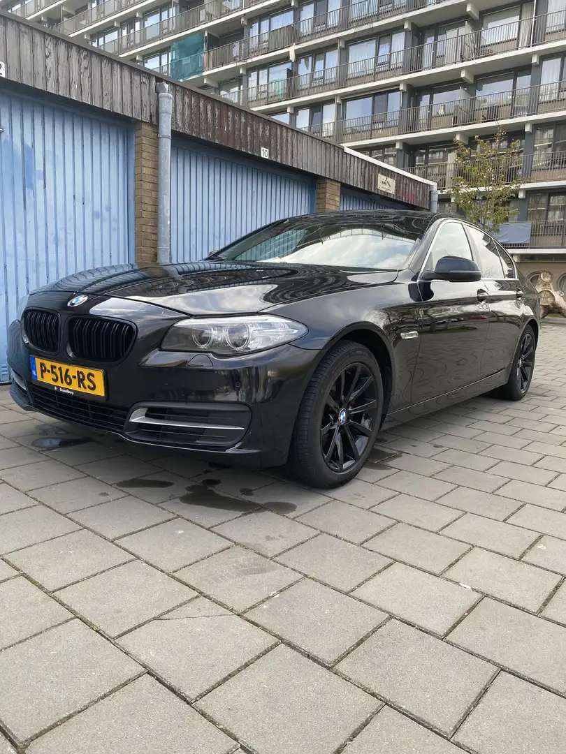 BMW 520 Luxury Edition Zwart - 1