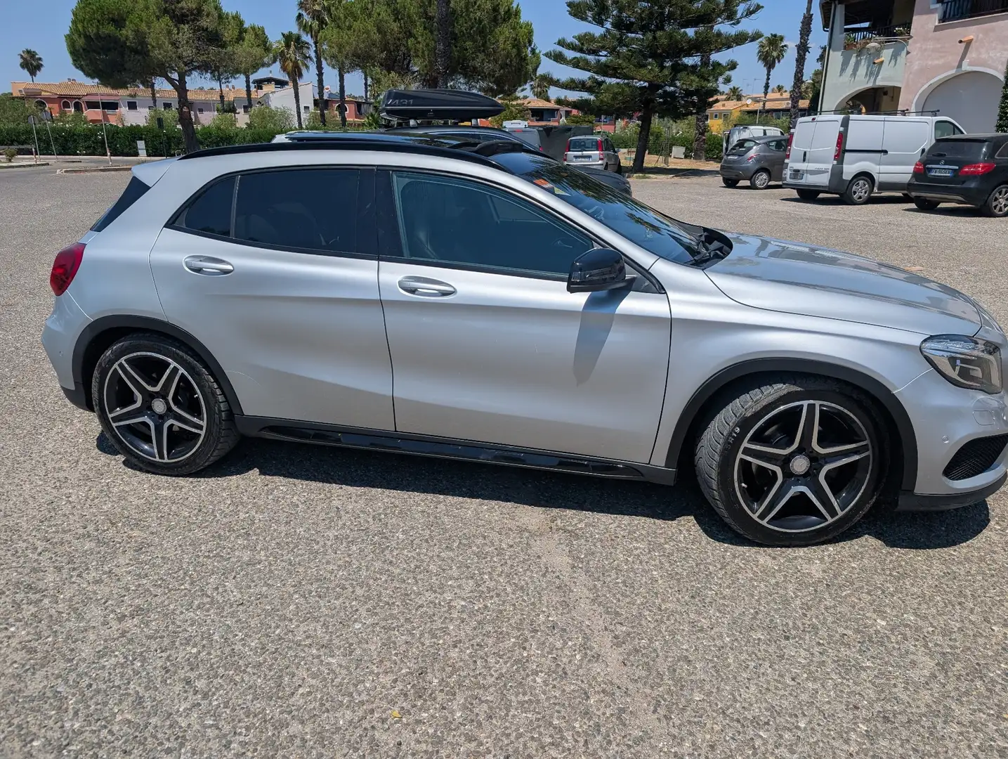 Mercedes-Benz GLA 220 AMG Premium 170cv auto - 2
