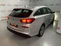 Hyundai i30 CW 1.6CRDi Link 110 Plateado - thumbnail 11