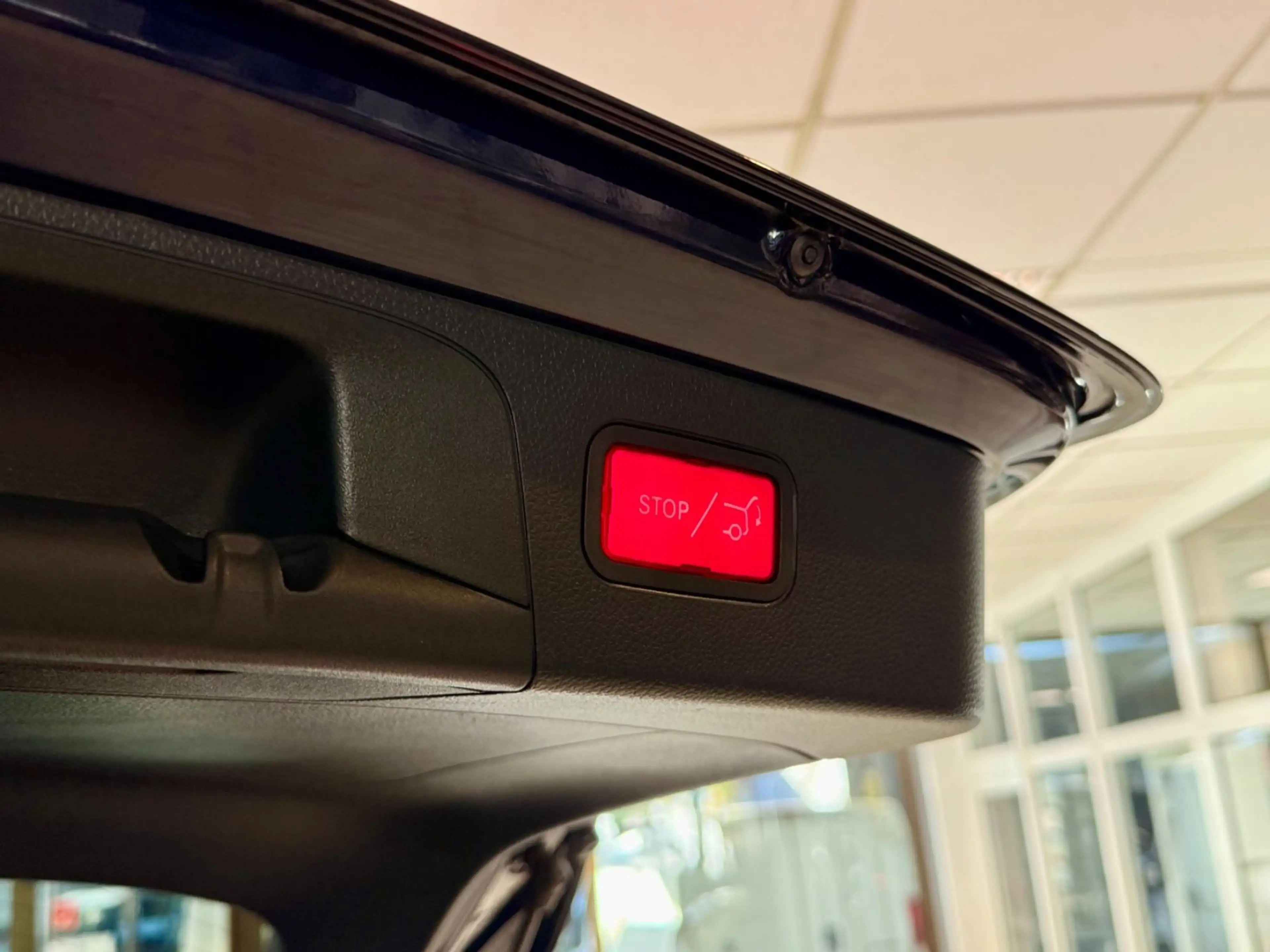 Mercedes-Benz GLC 250 4M EXCLUSIVE LEDER LED COMAND KAMERA PDC — photo 10